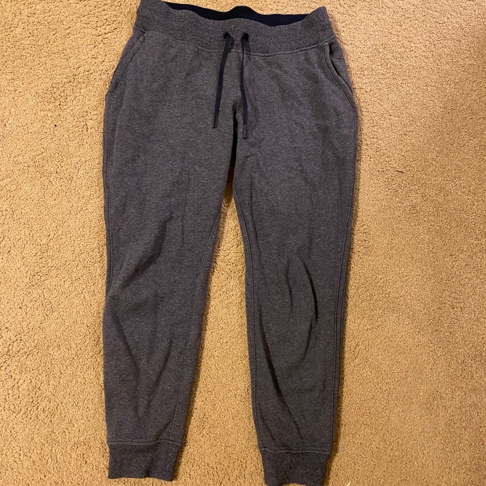 LULULEMON JOGGERS
